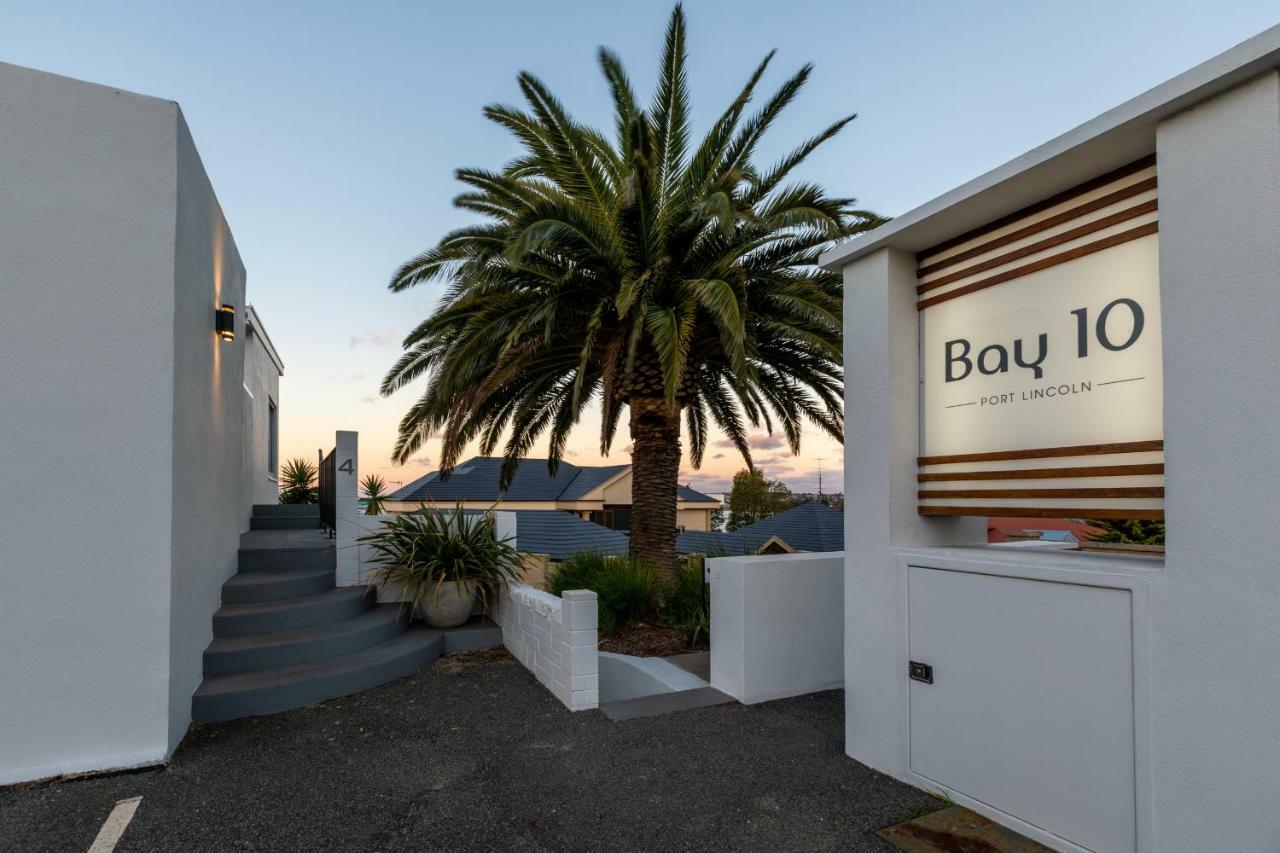 Bay 10 - Suites And Apartments Port Lincoln Bagian luar foto